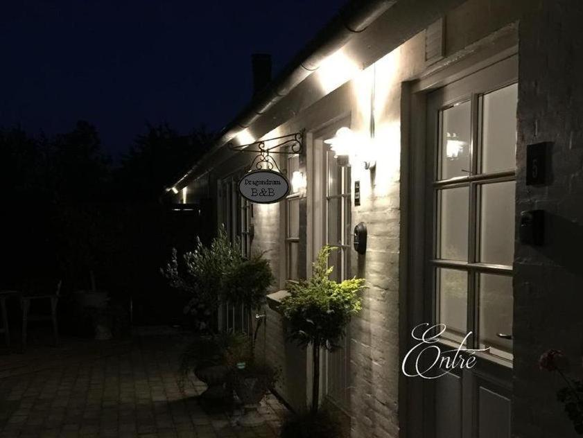 Dragondrum Bed & Kitchen Ullerslev Exterior photo